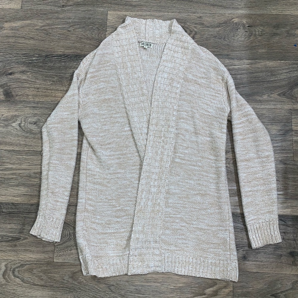 🌷14th & Union oatmeal cardigan super soft size SM